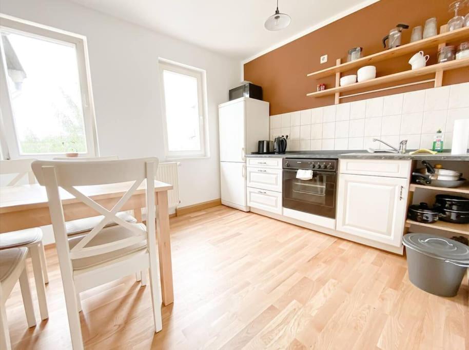 Schoene Ferienwohnung Mit Blick Ueber Stadtwald ライプツィヒ エクステリア 写真